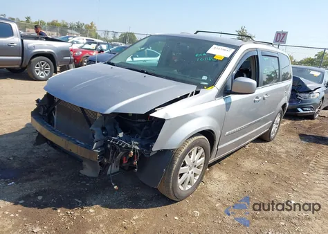 2015 Chrysler Town & Country Touring из США, поврежденный, VIN 2C4RC1BG7FR545609